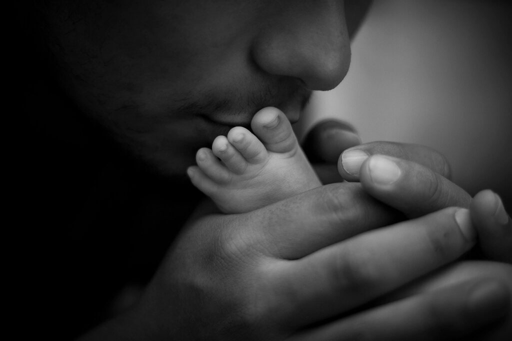 Can a father take custody of a child in the Philippines under the Family Code and Supreme Court rulings.
