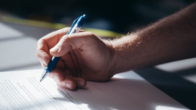 Unnotarized deed of sale Philippines – validity and title transfer